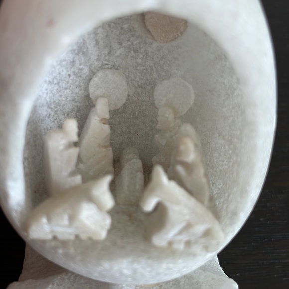 Vintage Stone carved Nativity scene handcrafted in Peru - Picture 2 of 5